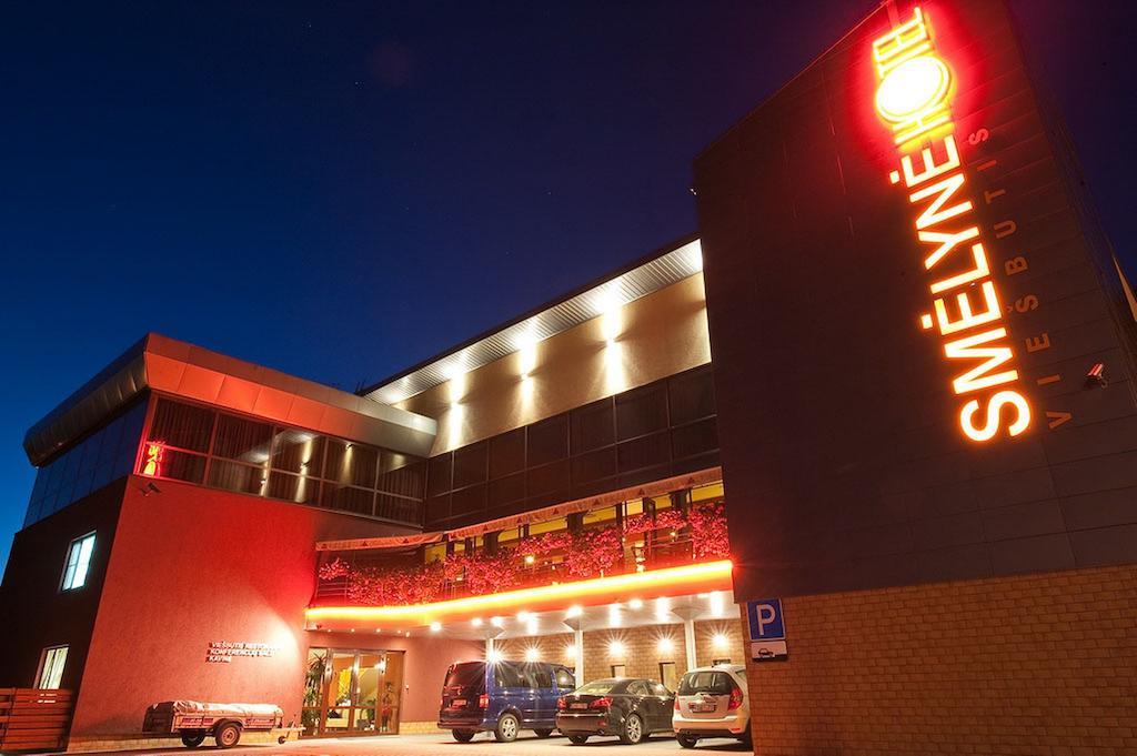 Smelyne Hotel Panevėžys Kültér fotó